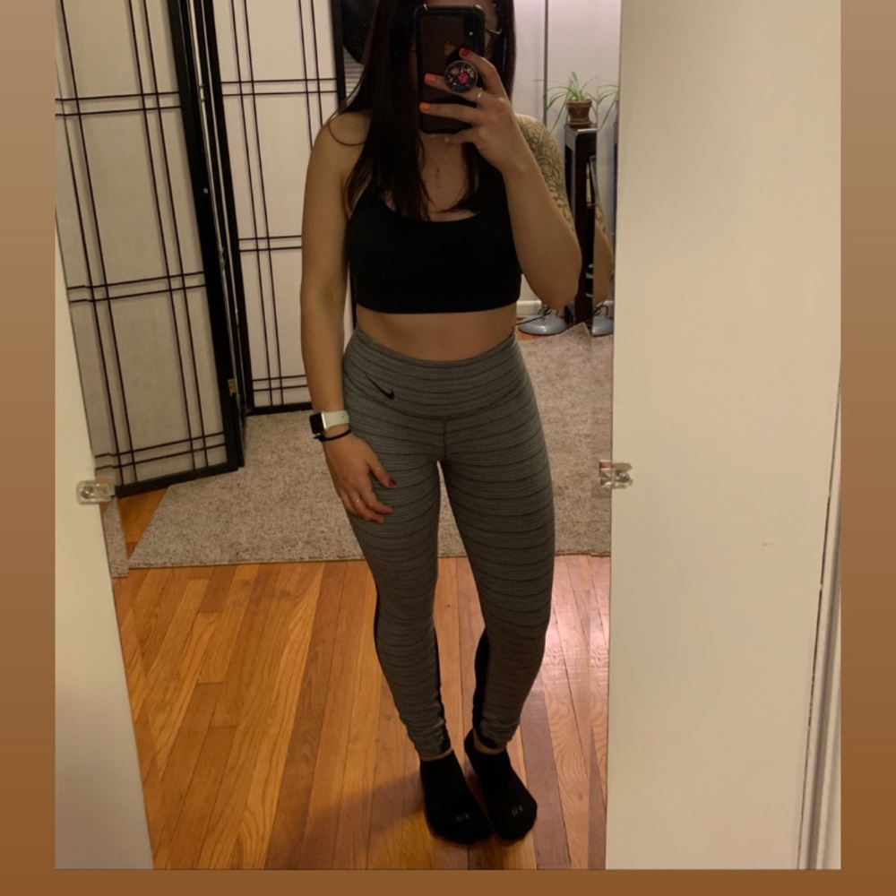 Full Length Nike Dri Fit Gray Leggings w/ Mesh